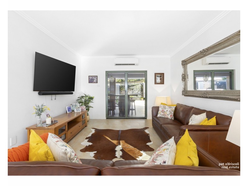 8 Laura Close, Rockyview QLD 4701