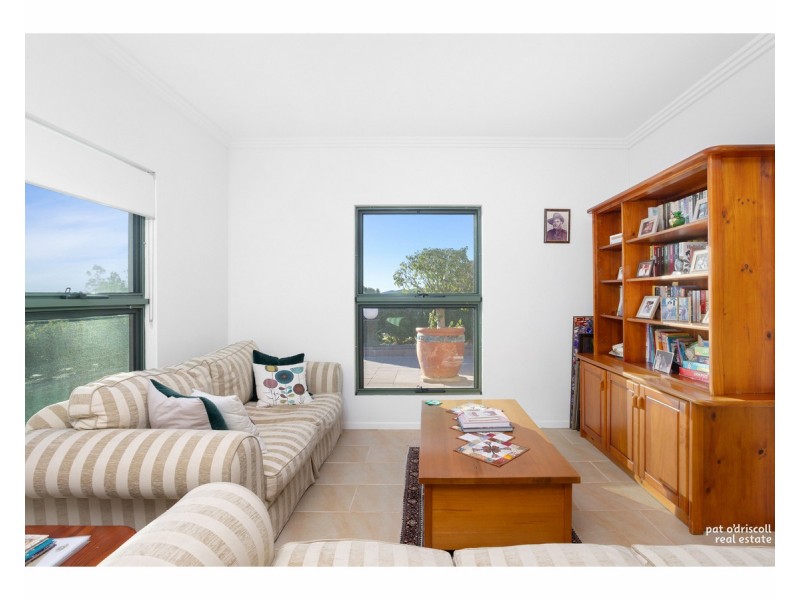 8 Laura Close, Rockyview QLD 4701