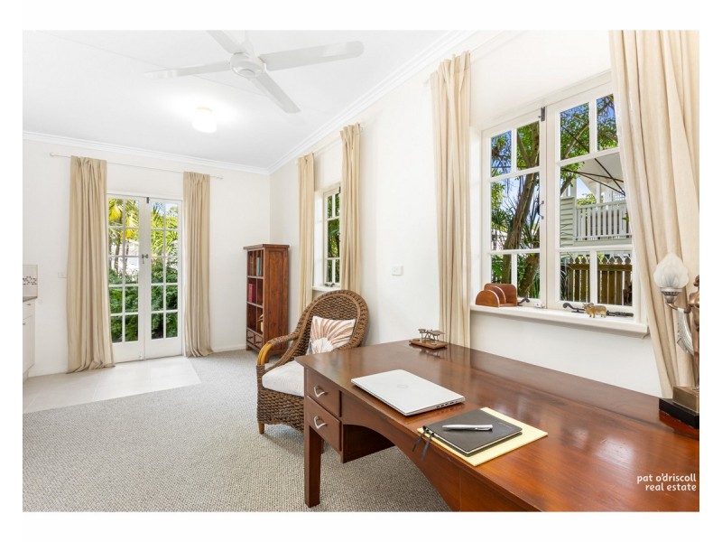 8 Parnell Street, Allenstown QLD 4700