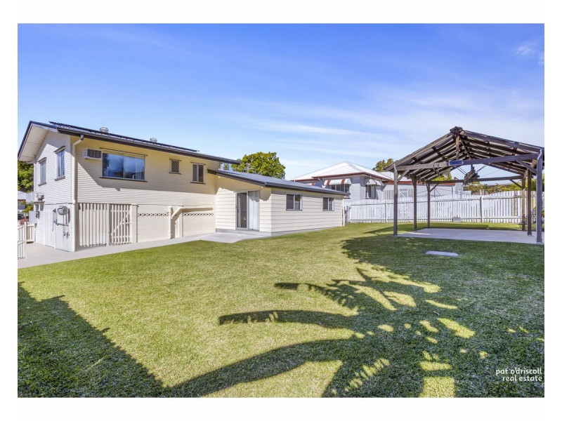 206 Upper Dawson Road, The Range QLD 4700