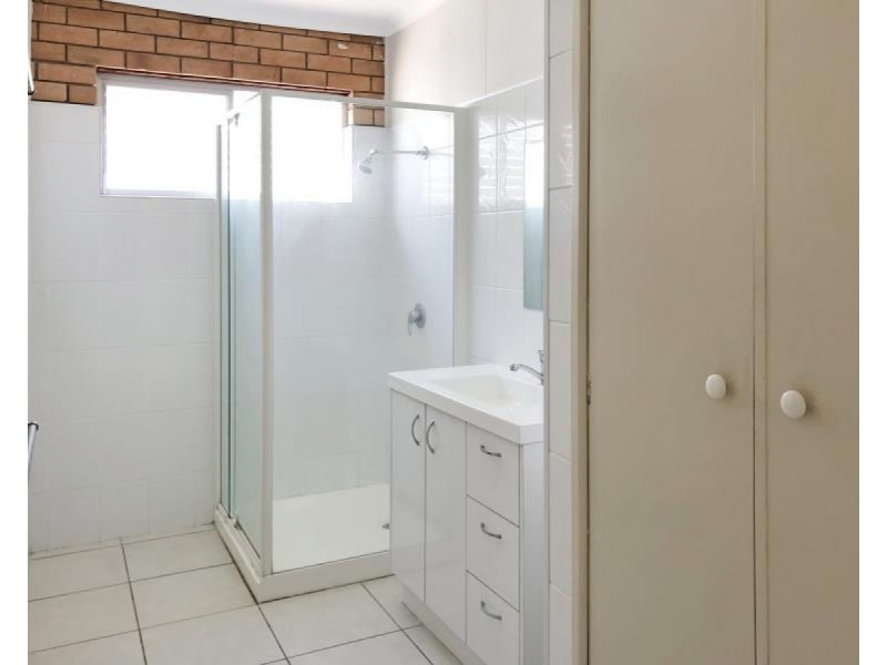 1/227 Flowers Avenue, Frenchville QLD 4701