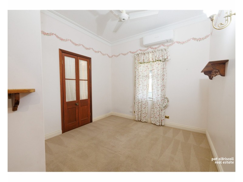30 James Street, The Range QLD 4700