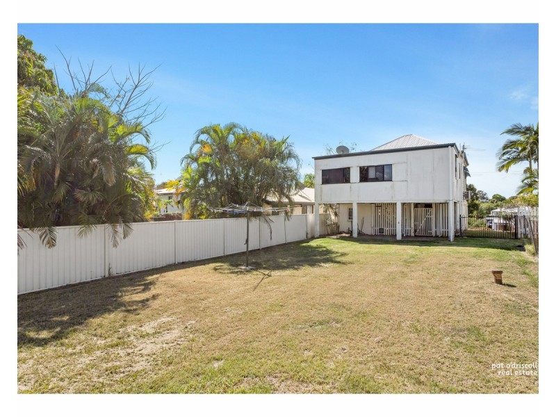 12 Lucas Street, Berserker QLD 4701