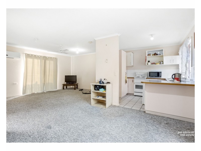 1/14 Kawana Close, Kawana QLD 4701