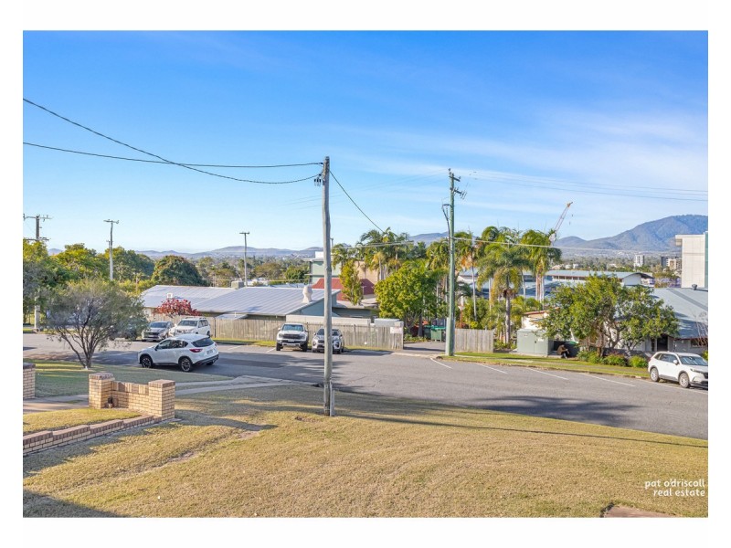 40 Lennox Street, The Range QLD 4700