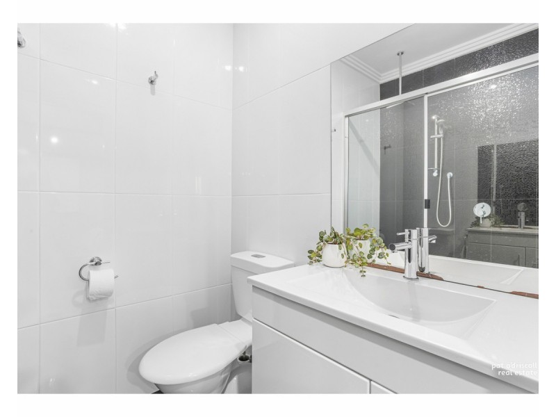 115 Cambridge Street, The Range QLD 4700