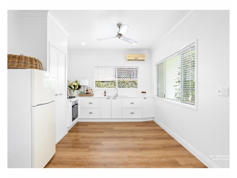 19 Cousins Street, The Range QLD 4700