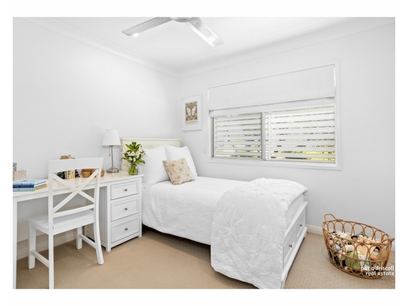 19 Cousins Street, The Range QLD 4700