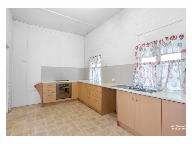 48 Wood Street, Depot Hill QLD 4700