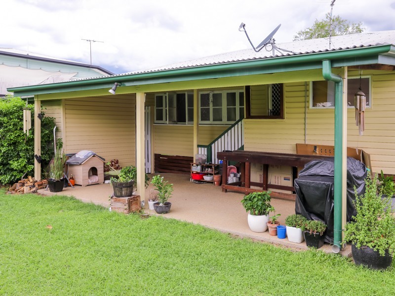 21 Thackeray Street, Park Avenue QLD 4701
