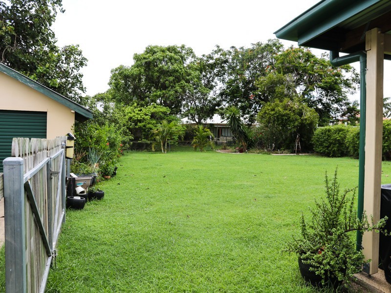 21 Thackeray Street, Park Avenue QLD 4701