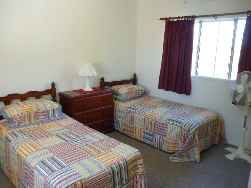 17 Edwards Road, Pink Lily QLD 4702