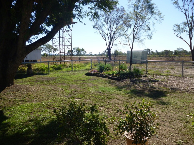 17 Edwards Road, Pink Lily QLD 4702