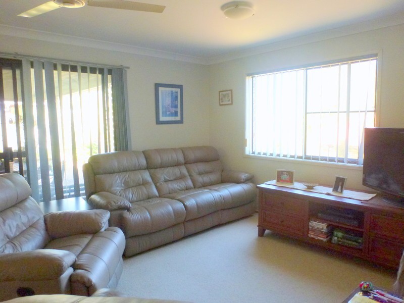 6 Rees Jones Close, Frenchville QLD 4701