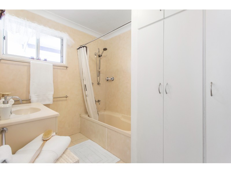 66 Twigg Street, Park Avenue QLD 4701