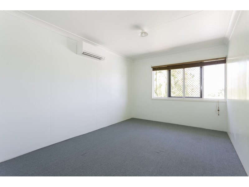 84 Spencer Street, The Range QLD 4700