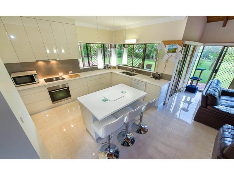 41 Angela Road, Rockyview QLD 4701
