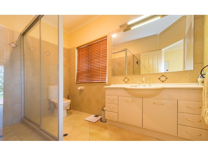 41 Angela Road, Rockyview QLD 4701