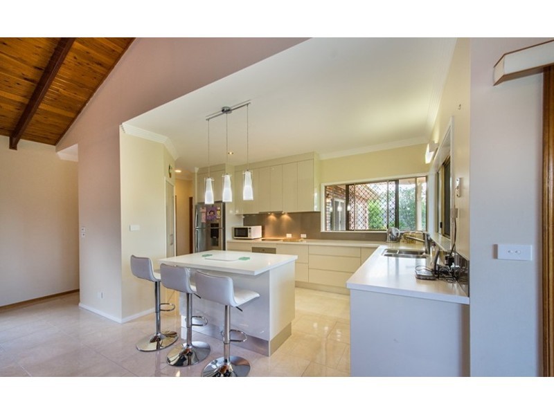41 Angela Road, Rockyview QLD 4701
