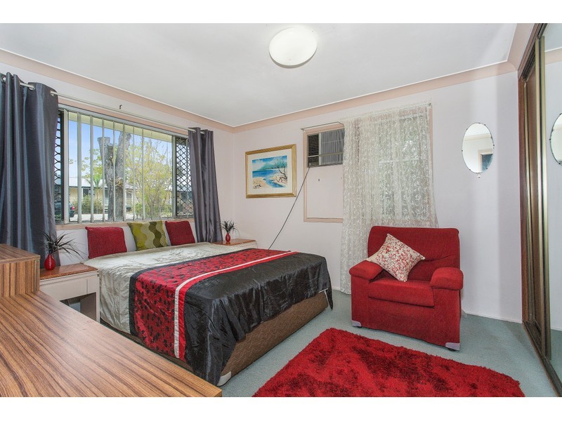 9 Harriette Street, Park Avenue QLD 4701