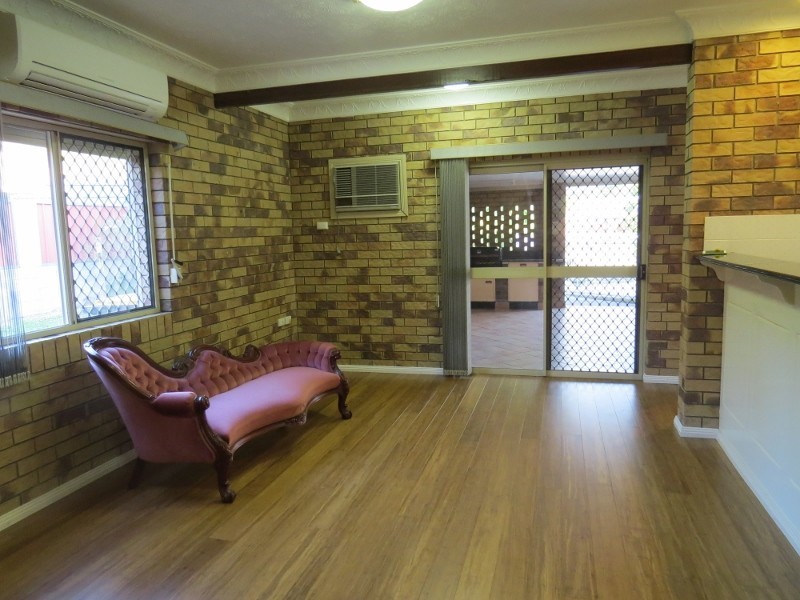 10 Davey Avenue, Frenchville QLD 4701