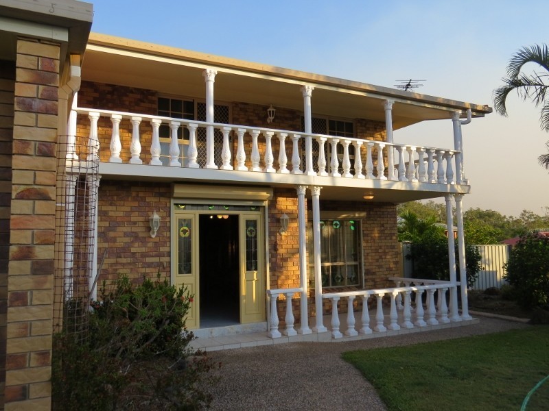 10 Davey Avenue, Frenchville QLD 4701