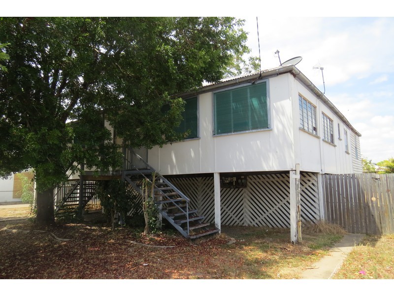 100 Edington Street, Berserker QLD 4701