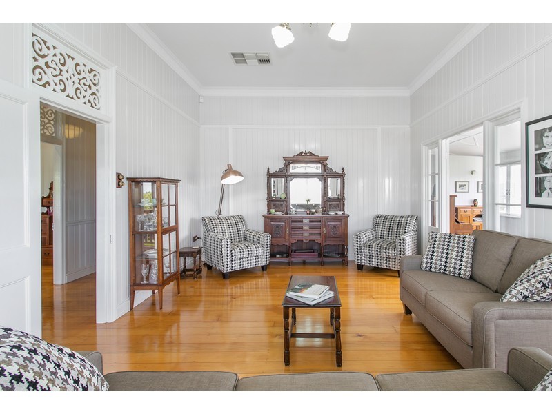 22 Kelly Street, The Range QLD 4700