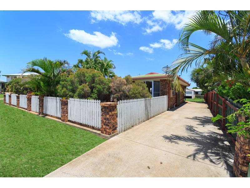 12 Banksia Court, Gracemere QLD 4702