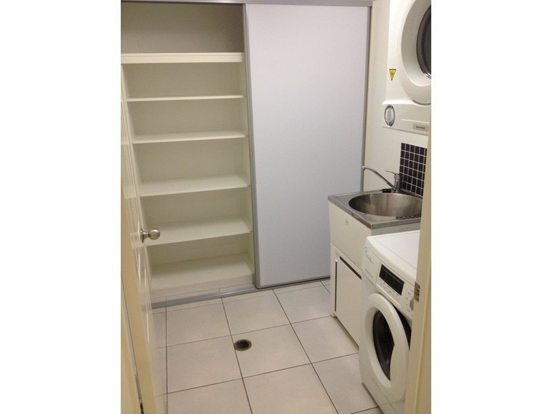 402/6 Victoria Parade, Rockhampton City QLD 4700