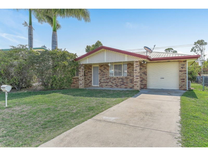 8 Bean Avenue, Parkhurst QLD 4702