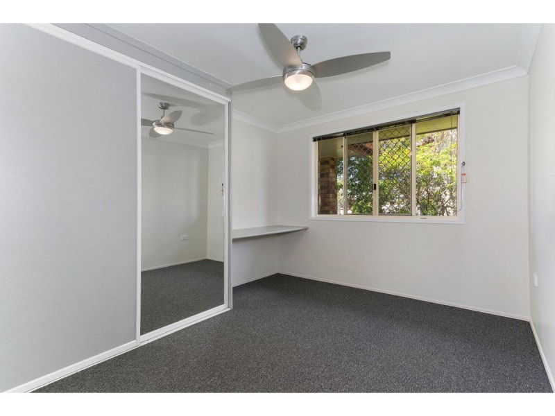 8 Bean Avenue, Parkhurst QLD 4702