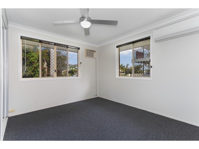 8 Bean Avenue, Parkhurst QLD 4702