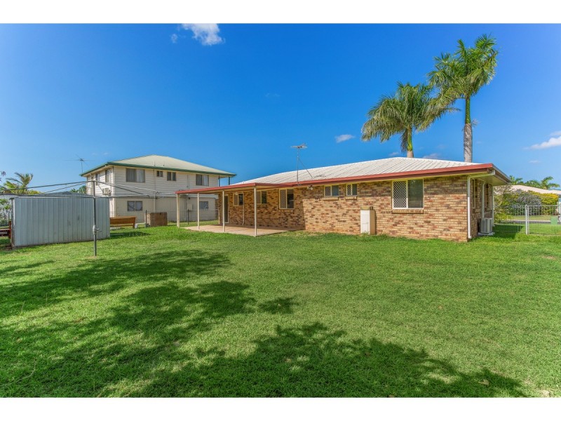 8 Bean Avenue, Parkhurst QLD 4702