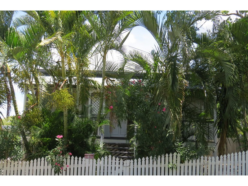 11 Private Street, Allenstown QLD 4700