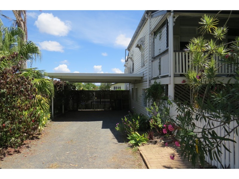 11 Private Street, Allenstown QLD 4700