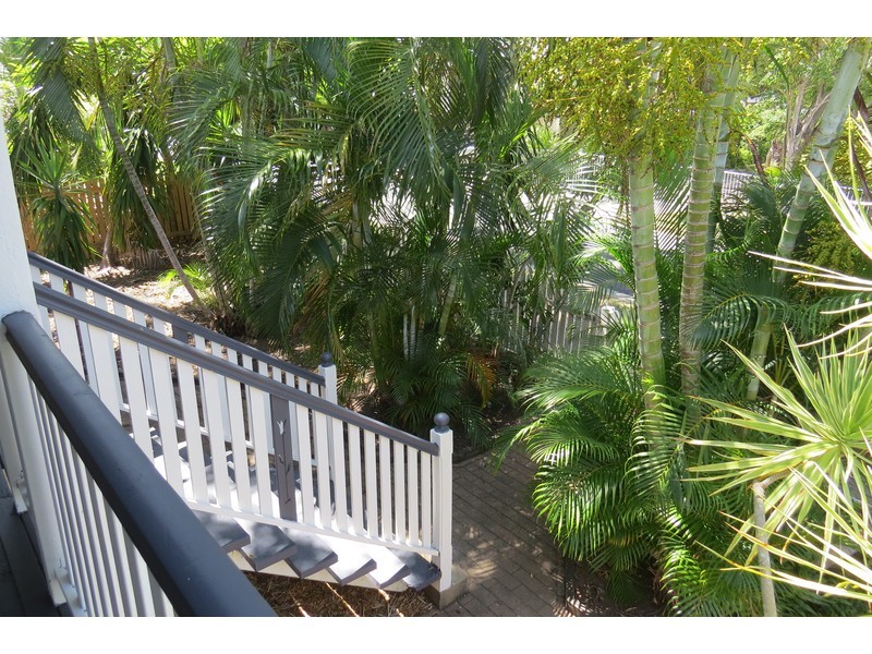 11 Private Street, Allenstown QLD 4700