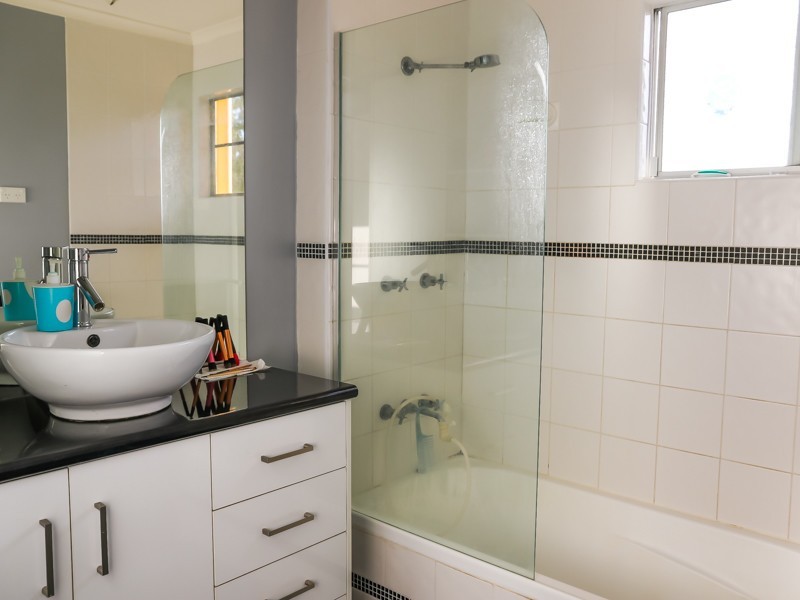 306 Blanchfield Street, Koongal QLD 4701