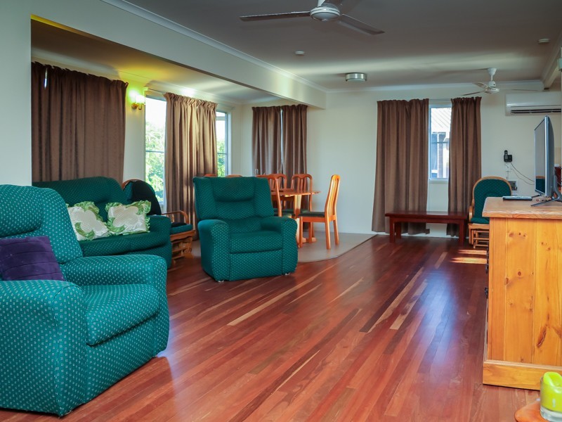 306 Blanchfield Street, Koongal QLD 4701