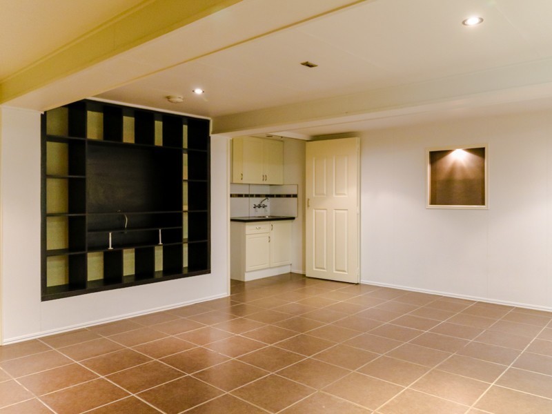 280 Berserker Street, Berserker QLD 4701