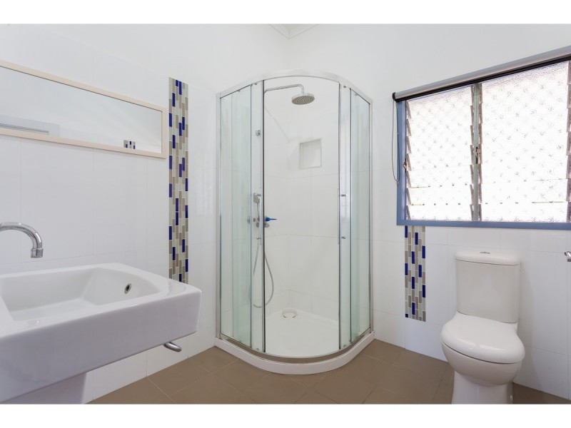 4 Craigilee Street, The Range QLD 4700