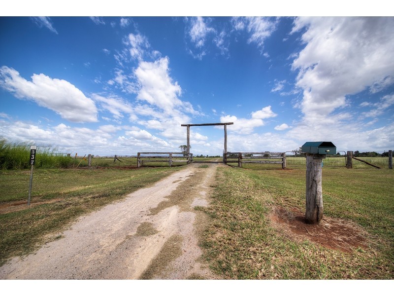 137 Heaslip Road, Barmoya QLD 4703