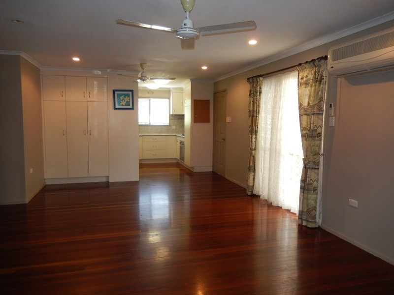 12 Harriette Street, Park Avenue QLD 4701