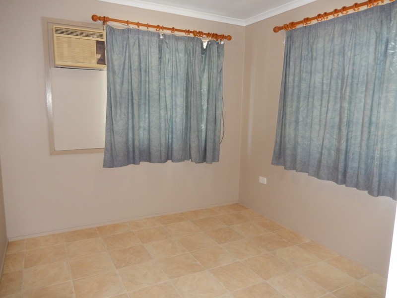 12 Harriette Street, Park Avenue QLD 4701