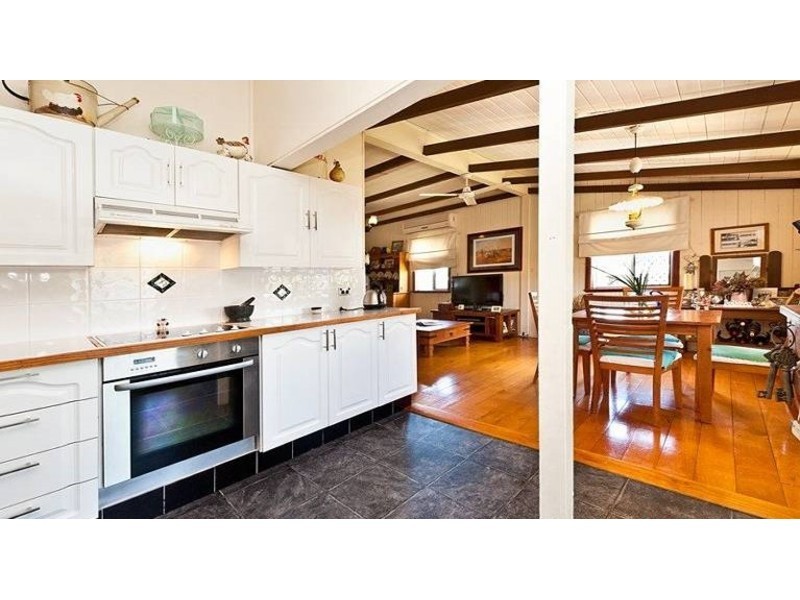 72 Haynes Street, Park Avenue QLD 4701