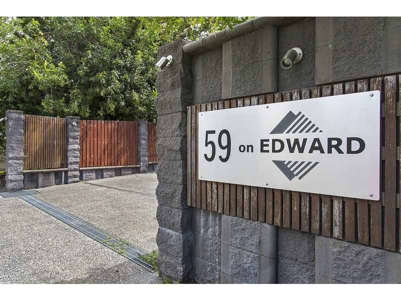 2/59 Edward Street, Berserker QLD 4701