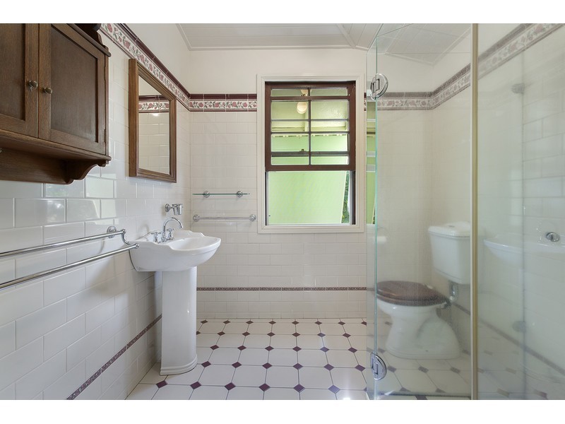 296 Agnes Street, The Range QLD 4700