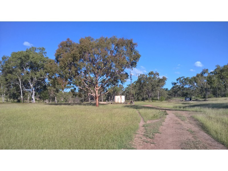 15 Josefski Road, Stanwell QLD 4702