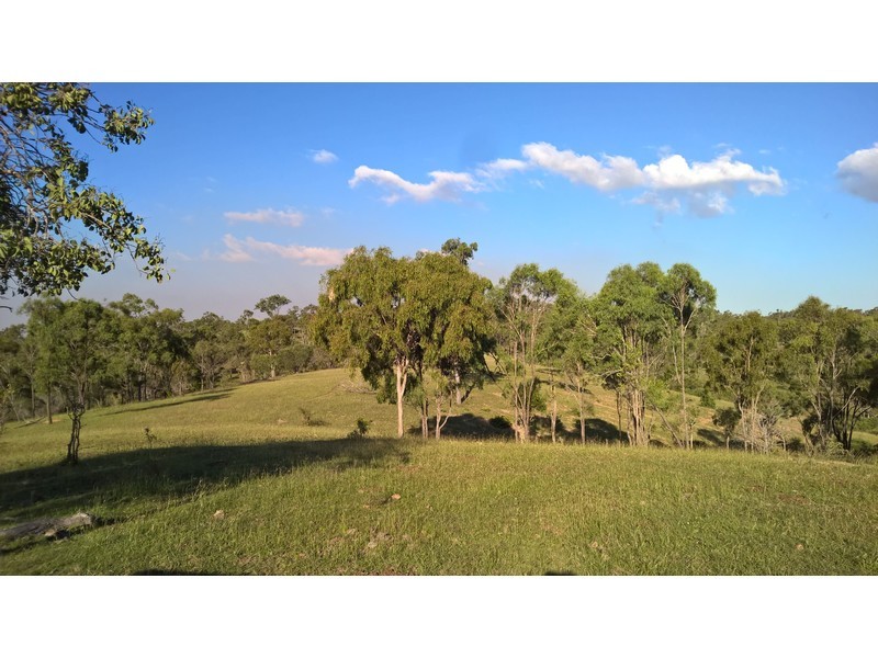 15 Josefski Road, Stanwell QLD 4702