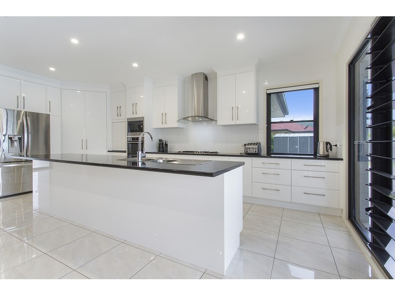 20 Stirling Drive, Rockyview QLD 4701